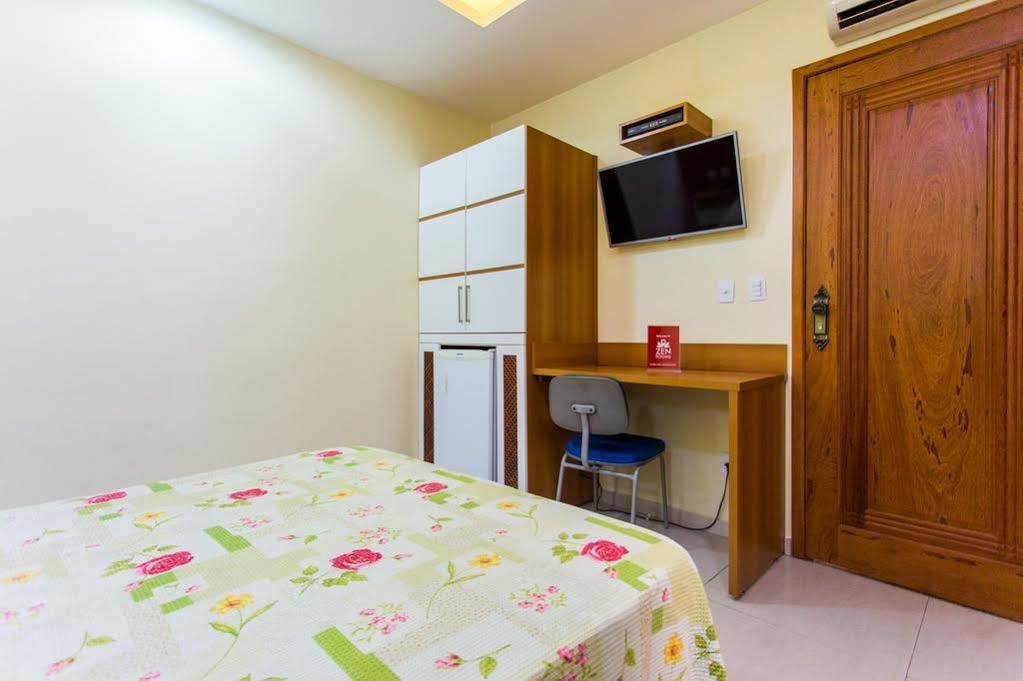 Zen Ferreira Viana 3* Rio de Janeiro