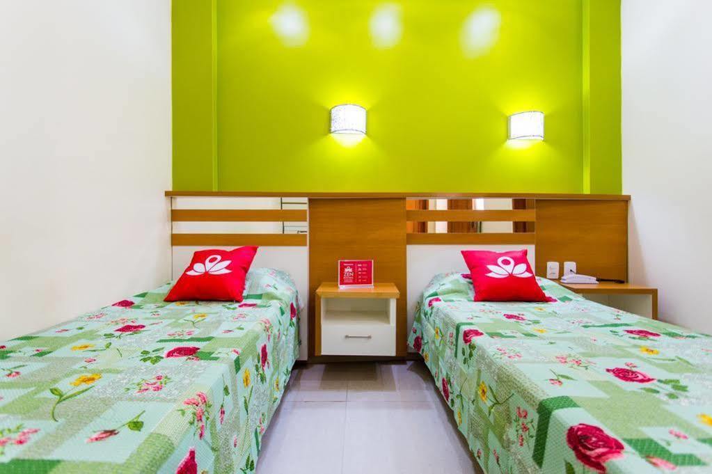 Zen Ferreira Viana 3* Rio de Janeiro